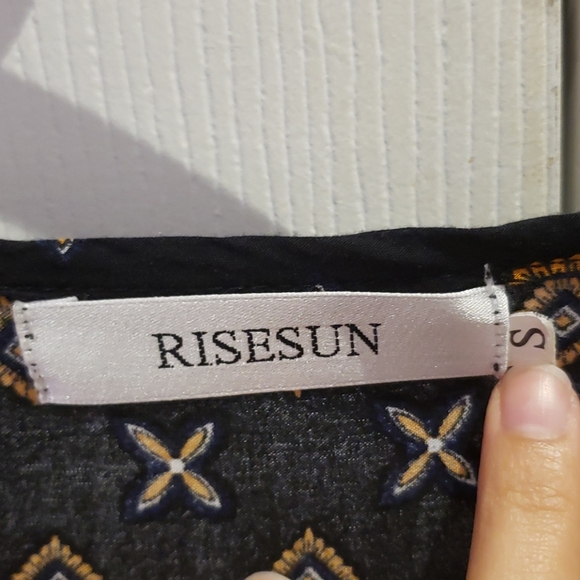 Print Dress - Picture 4 of 14